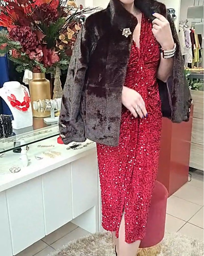 ✨ Γούνα σε βαθύ μπορντό ✨